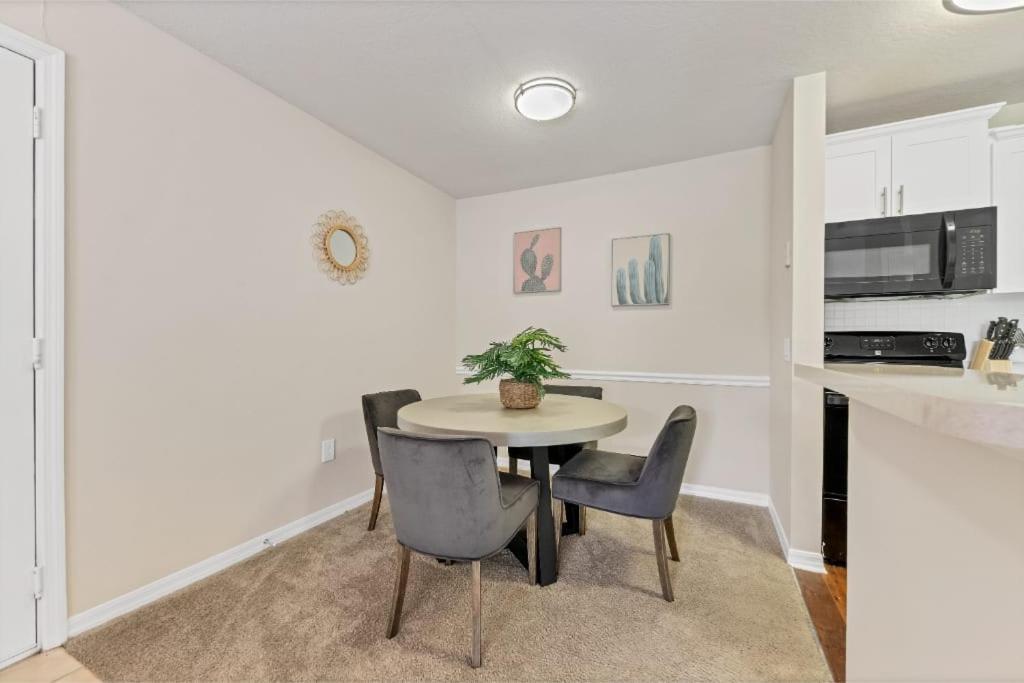 Appartement Designed 2Br With Balcony Pool And Gym à Bradenton Extérieur photo